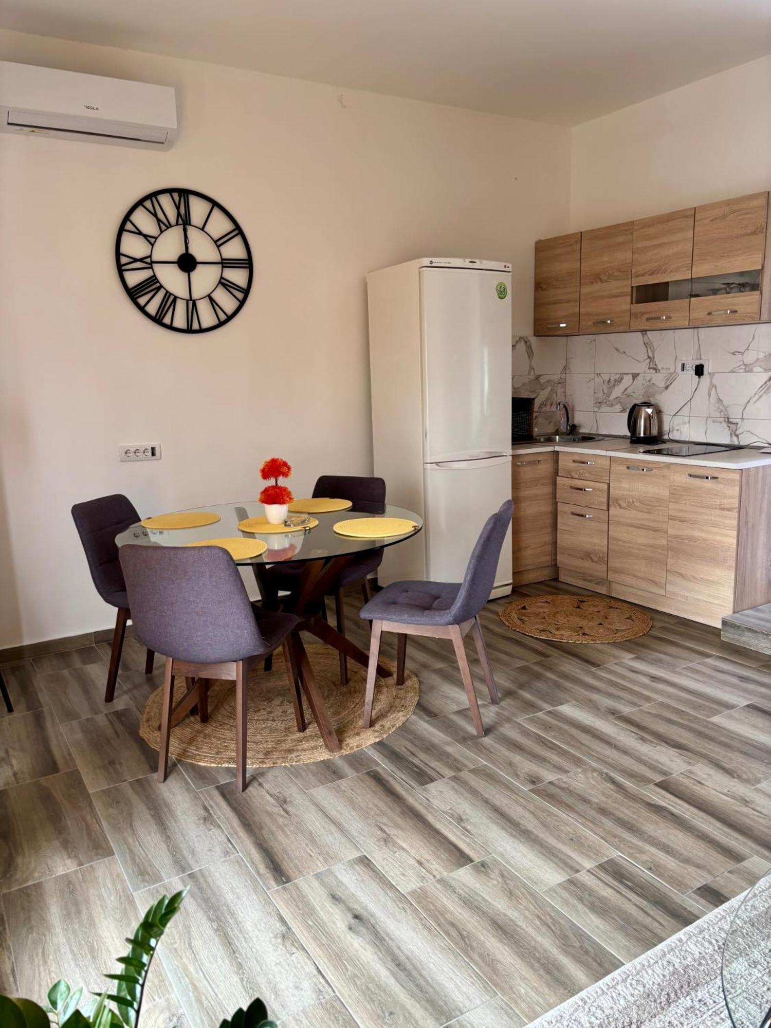 Apartmani Jovan Улцинь Экстерьер фото